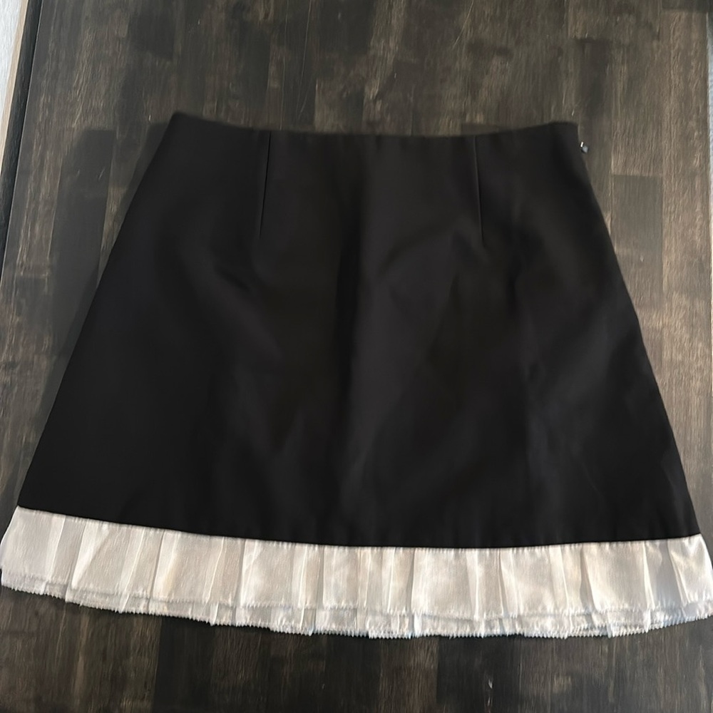 Ochirly Black Mini Skirt with Pleated White Trim Size Small
